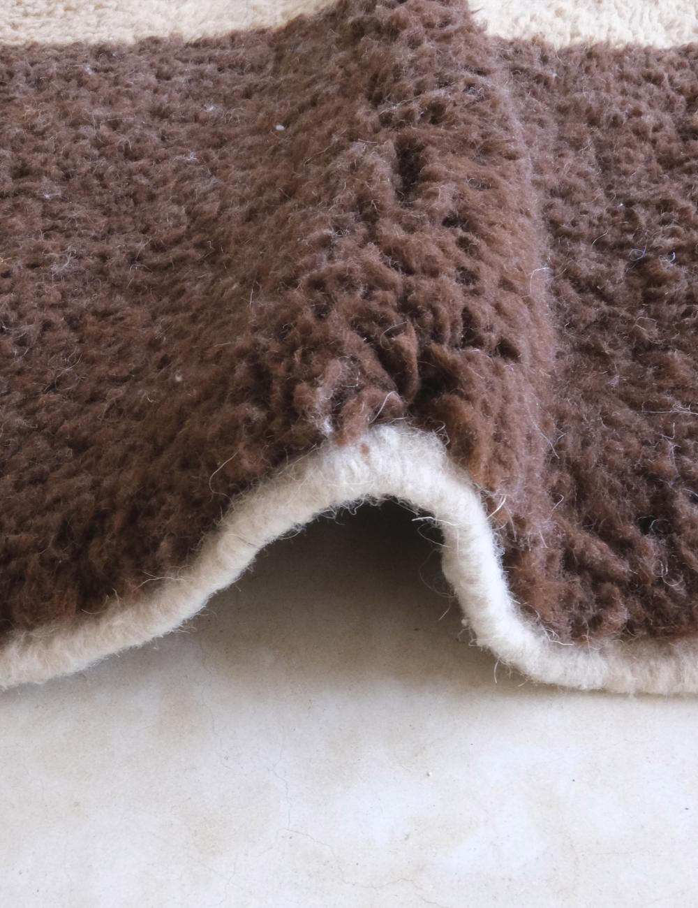 Contemporary Boujad Wool Rug – Oversized Modern Moroccan Wool Rug in biege & brown
